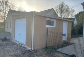 Garage en béton enduit